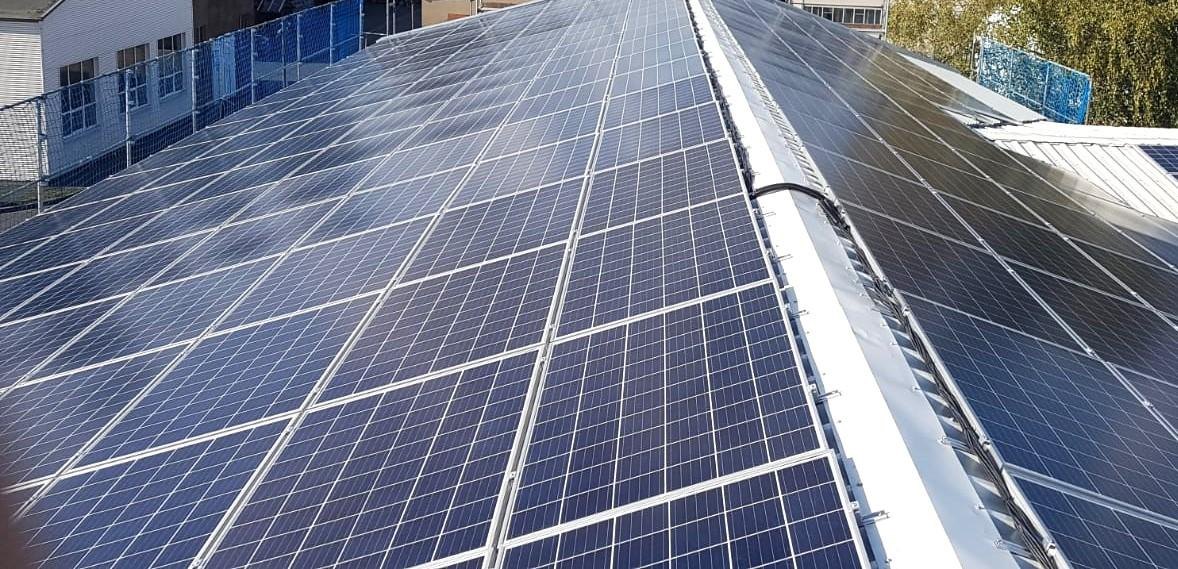 Photovoltaikanlage mit Solarspeicher 233 kWh